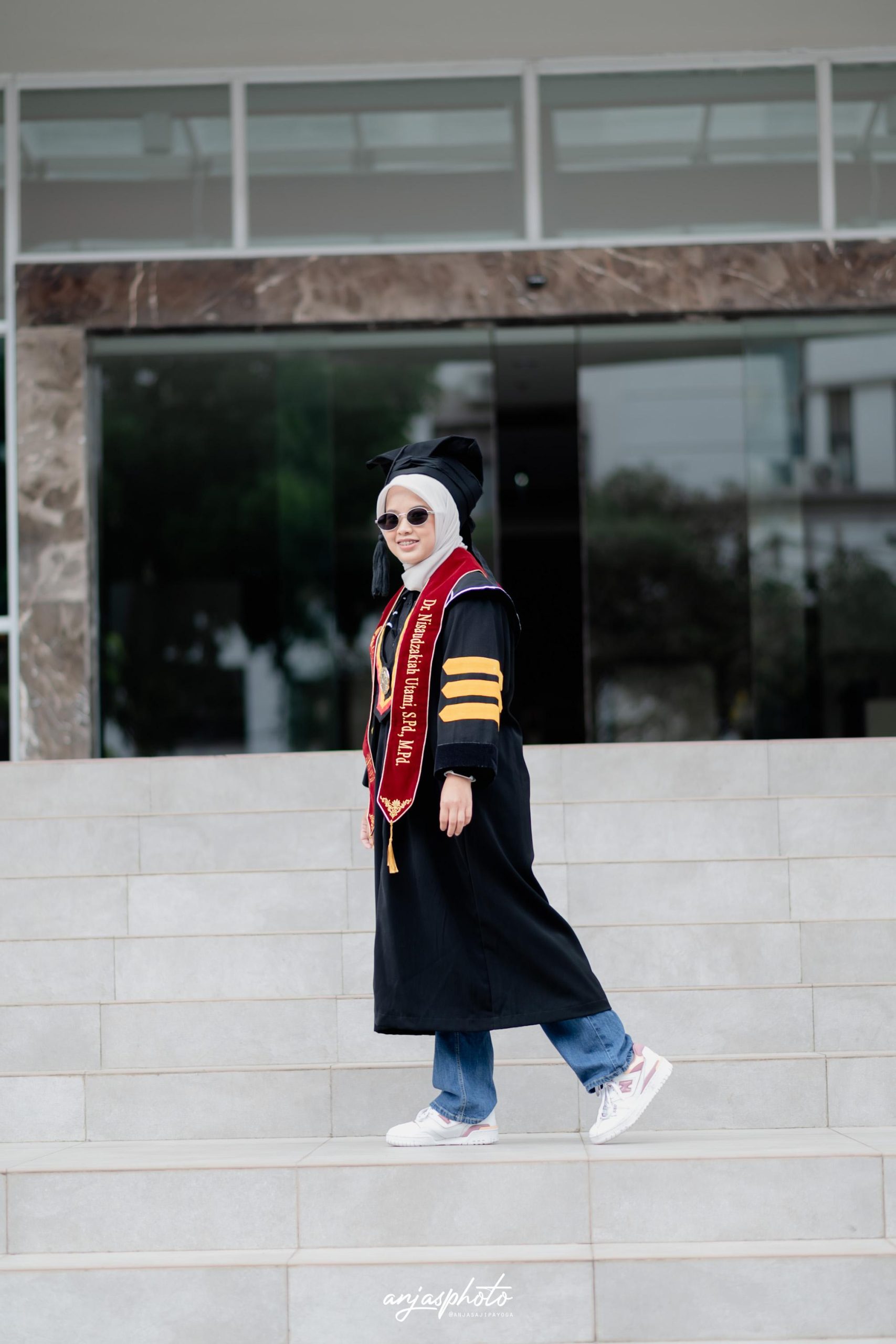 Dr. Nisaudzakiyyah, M.Pd.